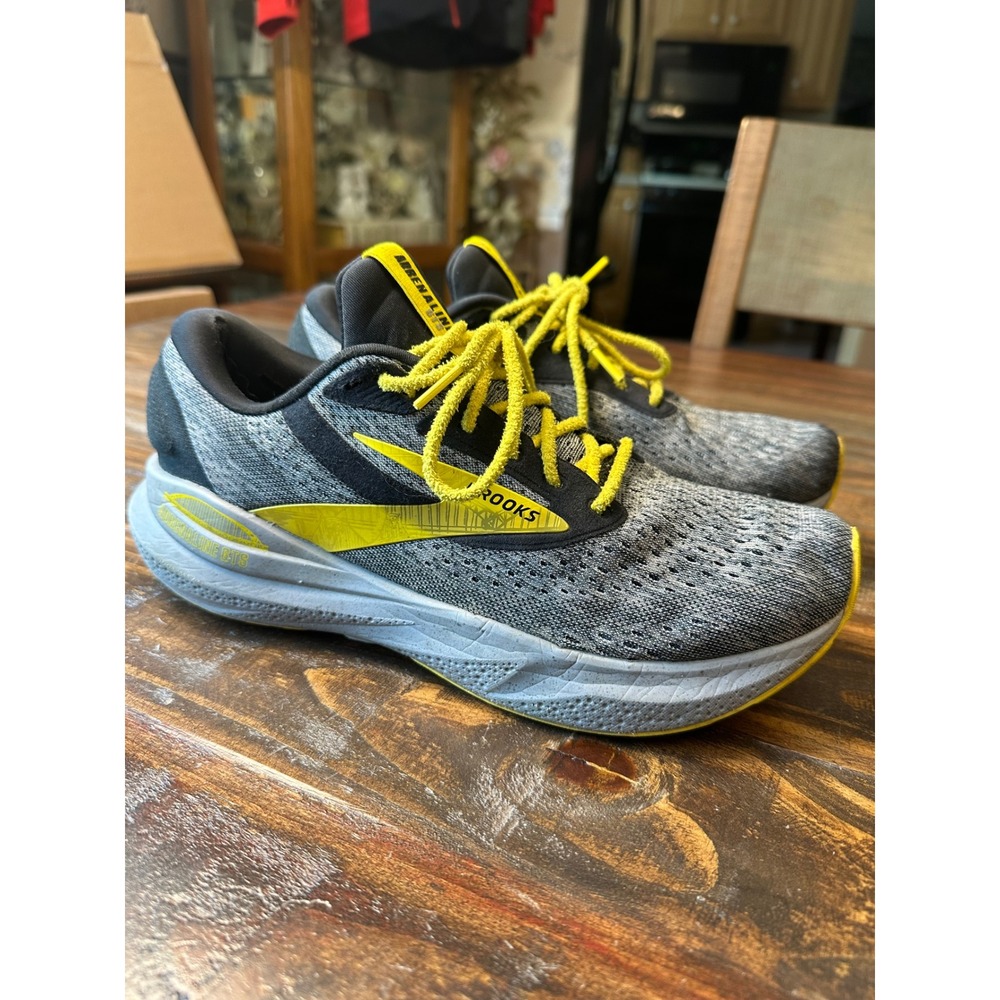 Brooks Adrenaline GTS 24 Men 9 Running Shoes Pittsburgh Special Edition Marathon